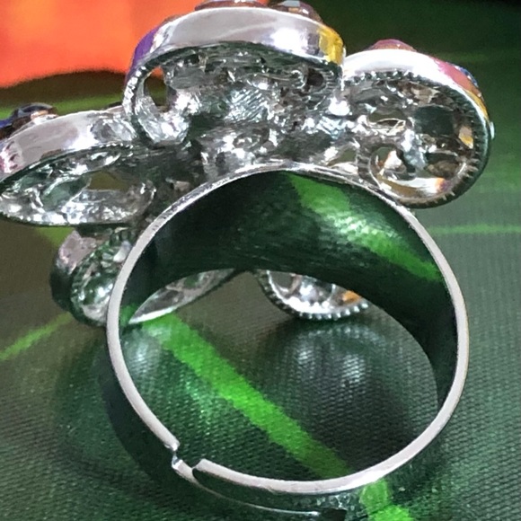 Blue Rhinestones Ring - Picture 4 of 7